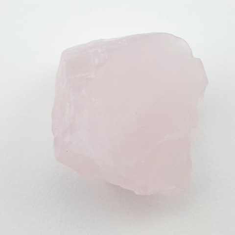 Pink quartz nugget with hole 34x25 mm no 88 Pink quartz nugget with hole 34x25 mm no 88