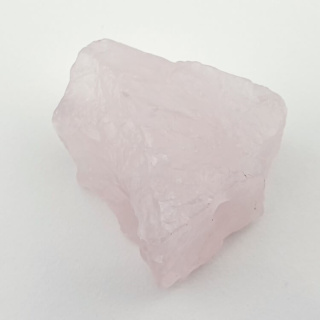 Pink quartz nugget with hole 36x32 mm no 69