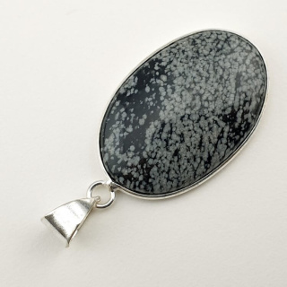 Snow obsidian pendant 34x23 mm no 19