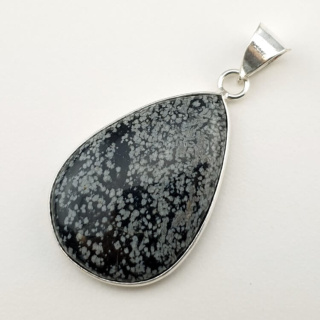 Snow obsidian pendant 36x25 mm no 15