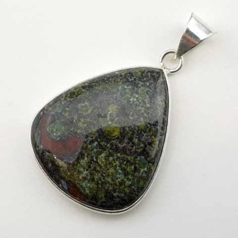 Jasper dragon's blood pendant 32x27 mm no 15 Jasper dragon's blood pendant 32x27 mm no 15
