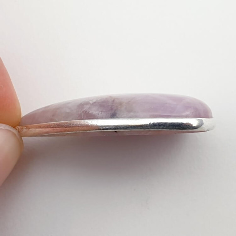 Kunzite pendant 33x22 mm no. 15 Kunzite pendant 33x22 mm no. 15
