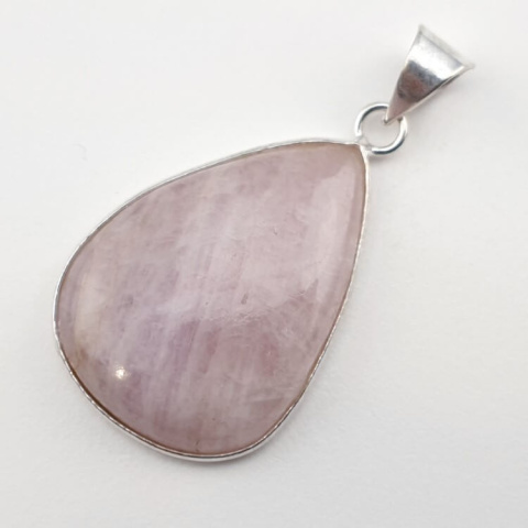 Kunzite pendant 34x25 mm no. 8 Kunzite pendant 34x25 mm no. 8