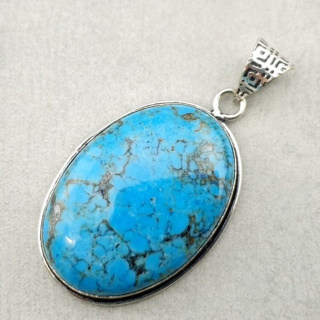 Magnesite turquoise pendant 32x22 mm no 10