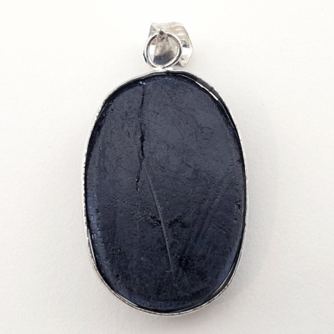 Titanium quartz pendant 34x23 mm no. 77 Titanium quartz pendant 34x23 mm no. 77