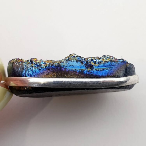 Titanium quartz pendant 36x26 mm no 144 Titanium quartz pendant 36x26 mm no 144