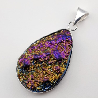Titanium quartz pendant 37x25 mm no. 73