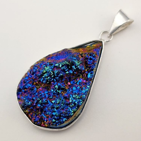 Titanium quartz pendant 41x26 mm no. 93 Titanium quartz pendant 41x26 mm no. 93