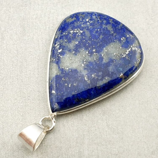 Lapis lazuli pendant 38x30 mm no 64