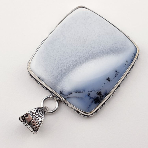 Agate dendrite pendant 32x30 mm no. 32 Agate dendrite pendant 32x30 mm no. 32