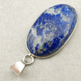 Lapis lazuli pendant 35x21 mm no 87