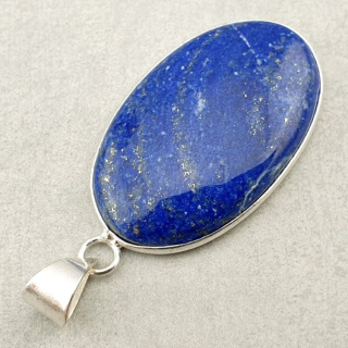 Lapis lazuli pendant 36x23 mm no 100