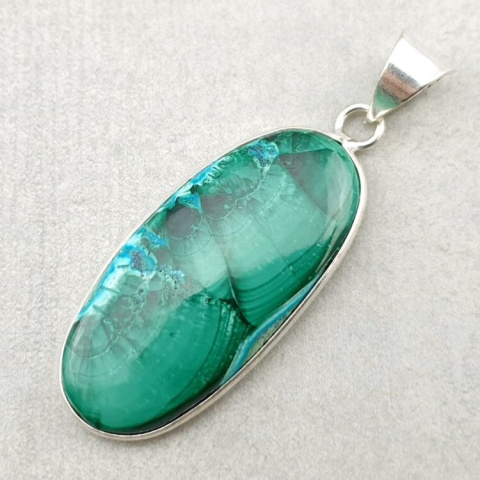 Malachite pendant 38x18 mm no 126 Malachite pendant 38x18 mm no 126