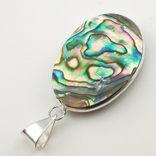 Paua abalone pendant 33x24 mm no 183