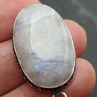 Moonstone pendant 29x19 mm no 142
