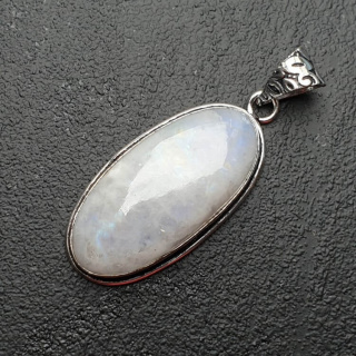 Moonstone pendant 32x16 mm no. 184
