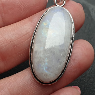 Moonstone pendant 32x16 mm no 184