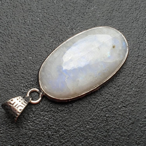 Moonstone pendant 32x19 mm no. 178 Moonstone pendant 32x19 mm no. 178