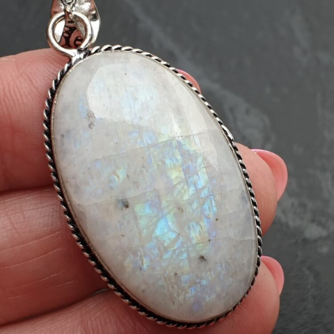 Moonstone pendant 34x21 mm no 135 Moonstone pendant 34x21 mm no 135