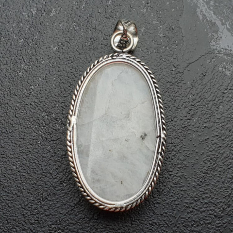 Moonstone pendant 34x21 mm no 135 Moonstone pendant 34x21 mm no 135
