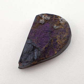 Purpurite raw cabochon 27x17 mm no 88