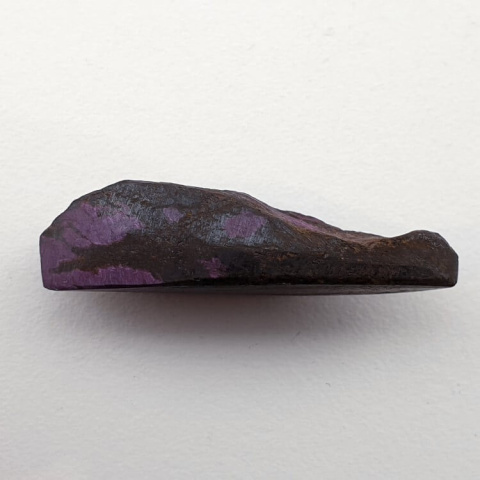 Purpurite raw cabochon 32x11 mm no 140 Purpurite raw cabochon 32x11 mm no 140