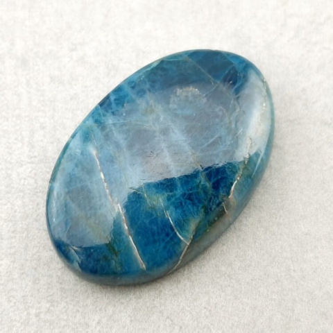 Apatite cabochon 29x19 mm no. 104 Apatite cabochon 29x19 mm no. 104
