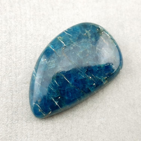 Apatite cabochon 29x19 mm no 135 Apatite cabochon 29x19 mm no 135