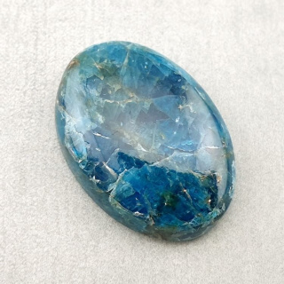 Apatite cabochon 29x21 mm no. 140