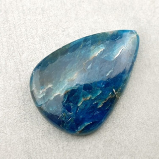 Apatite cabochon 31x22 mm no. 95