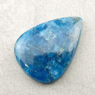 Apatite cabochon 32x23 mm no. 114