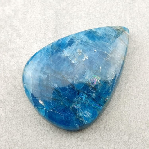 Apatite cabochon 32x23 mm no. 114 Apatite cabochon 32x23 mm no. 114