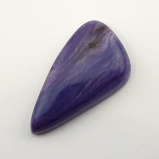 Czaroit kaboszon 27x15 mm nr 200