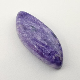 Czaroit kaboszon 28x12 mm nr 118