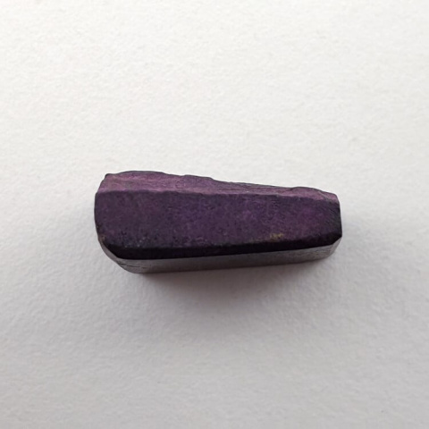Purpuryt kaboszon surowy 15x10 mm nr 167 Purpuryt kaboszon surowy 15x10 mm nr 167