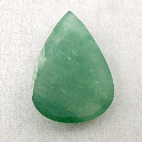 Green jade cabochon 28x21 mm no 17 Green jade cabochon 28x21 mm no 17