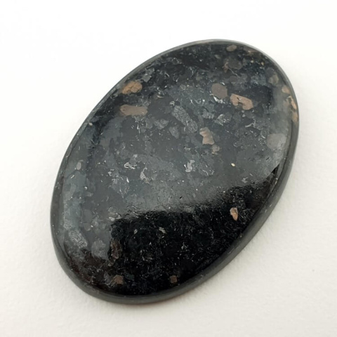 Nuummite cabochon 30x20 mm no. 21 Nuummite cabochon 30x20 mm no. 21