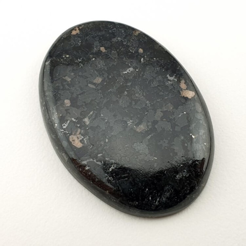 Nuummit cabochon 31x22 mm no. 18 Nuummit cabochon 31x22 mm no. 18