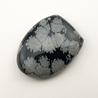 Snow obsidian cabochon 24x18 mm no 89