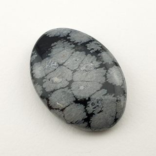 Snow obsidian cabochon 26x18 mm no 82