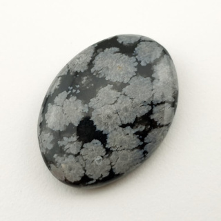 Snow obsidian cabochon 26x19 mm no 23