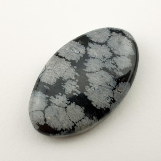 Snow obsidian cabochon 29x18 mm no 73