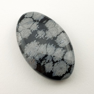 Snow obsidian cabochon 29x18 mm no 73