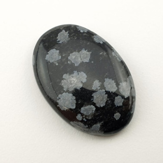 Snow obsidian cabochon 29x20 mm no 30