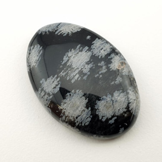 Snow obsidian cabochon 29x20 mm no 65