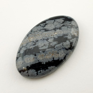 Snow obsidian cabochon 30x18 mm no 35