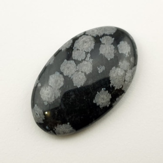 Snow obsidian cabochon 30x19 mm no 57