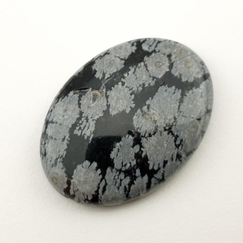 Snow obsidian cabochon 30x22 mm no 38