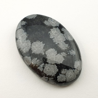 Snow obsidian cabochon 32x21 mm no 3