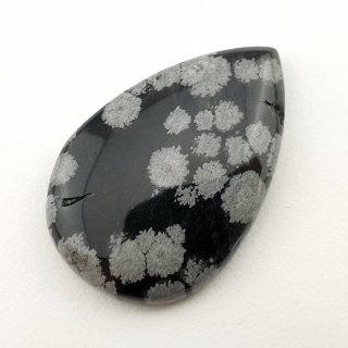 Snow obsidian cabochon 33x21 mm no 67